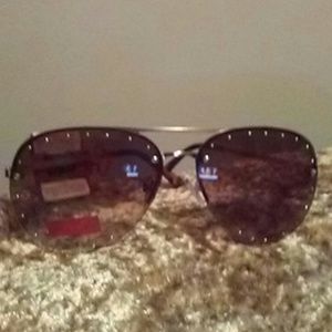 Jennifer Lopez sunglasses